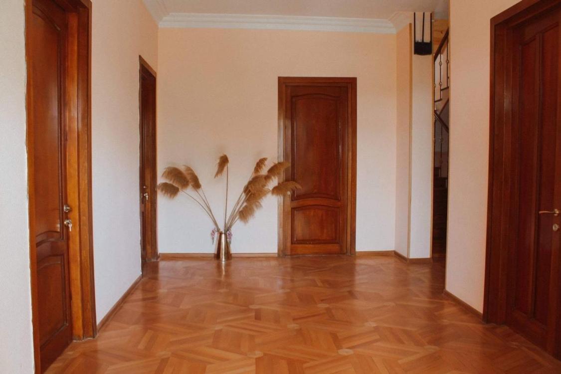 Hotel Big House Tiflis Exterior foto